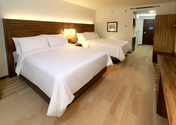 Hotel Express & - By Ihg 3*