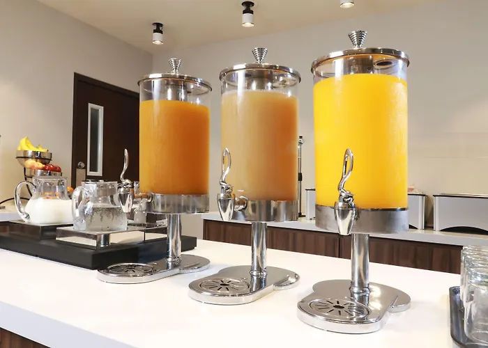 Express&suites - Playa Del Carmen, An Ihg Hotel