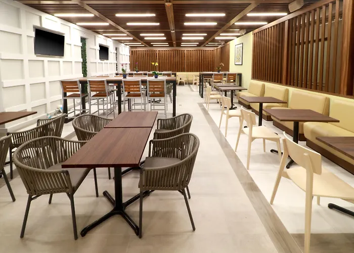 Express & - By Ihg